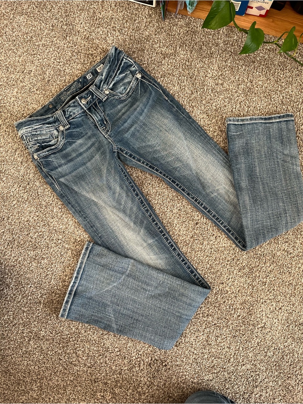 Miss Me Women's Boot-Cut Jeans in Faded Blue Wash
